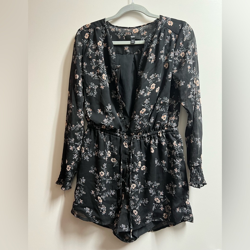 Black Floral Button Long Sleeve Romper Size Small